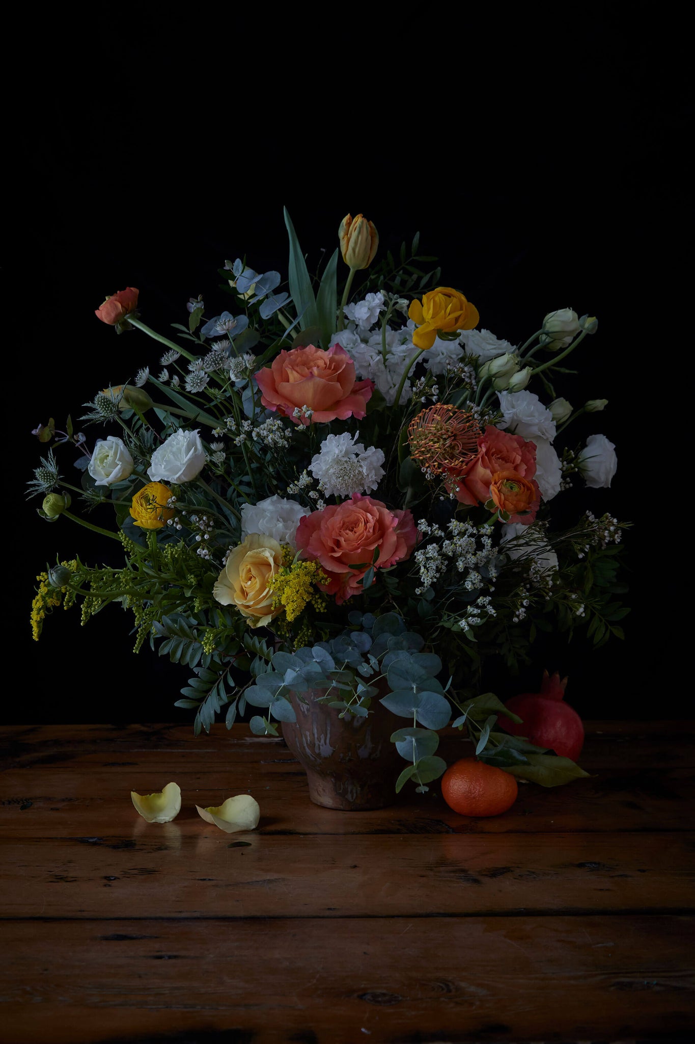 Large Tabletop Arrangement in a Copper Compote Container – Willem&Jools